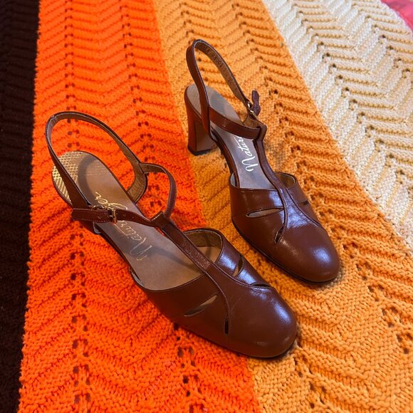 1970s Never worn Naturalizer Leather Brown T-bar Roman Mary Jane sandal heels - - Picture 14 of 15